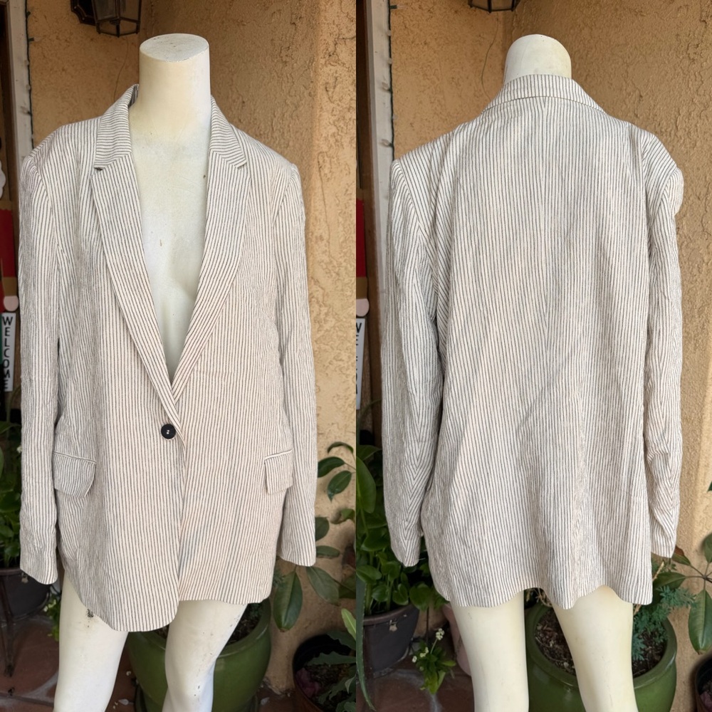 H&M Women’s Vertical Striped Blazer (Size 14)